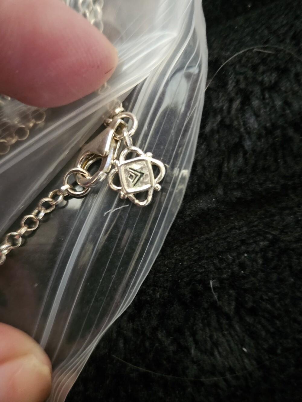 Silpada Silver Floral Medallion Necklace with Clear Stone - Picture 4 of 5